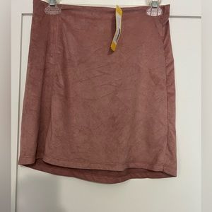Love glam girl, stormi faux suede mini slit fitted skirt from stitch fix, XL